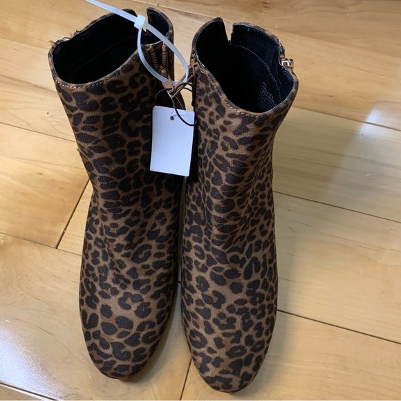 Leopard Print Ankle Boots Block Heel Massini Womens Size 10 NEW WITH TAG - Picture 3 of 7